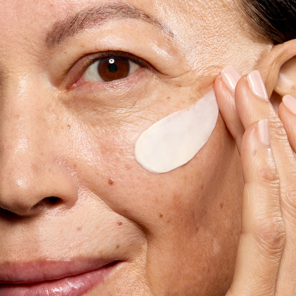 No7 Restore & Renew Multi Action Face & Neck Cream - Anti Aging Face Moisturizer with SPF 30 - Helps to Firm & Hydrate Crepey Skin - Formulated with Hyaluronic Acid, Peptides & Ceramides (1.69 Oz)